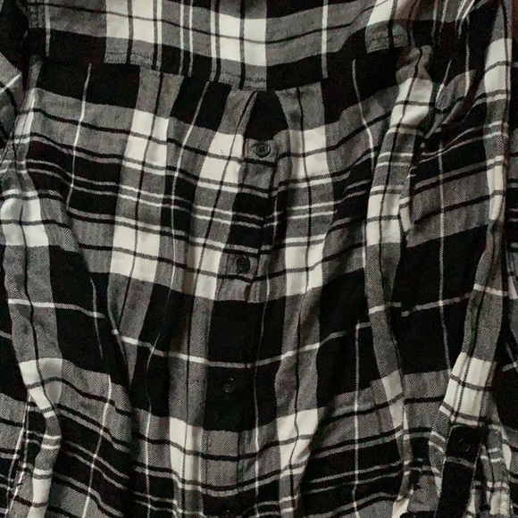 Pink Rose soft plaid top sz m but could fit small - Picture 4 of 6